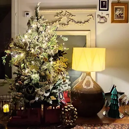 Authentic House Entier 1920's House, For Groups, Metro Line 7 Station Porte D'ivry Nyaraló *