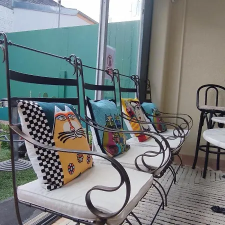 Authentic House Entier 1920's Metro Line 7 For Groups *
