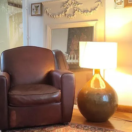 Authentic House Entier 1920's House, For Groups, Metro Line 7 Station Porte D'ivry Nyaraló *