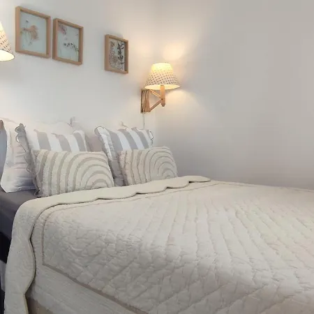 Authentic House Entier 1920's Metro Line 7 For Groups بيت للعطل باريس